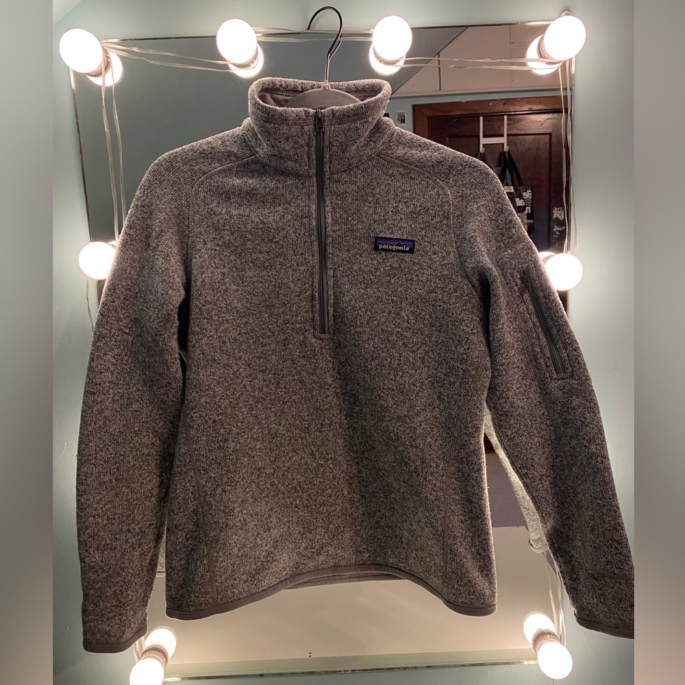 Patagonia grey quarter zip sweater!